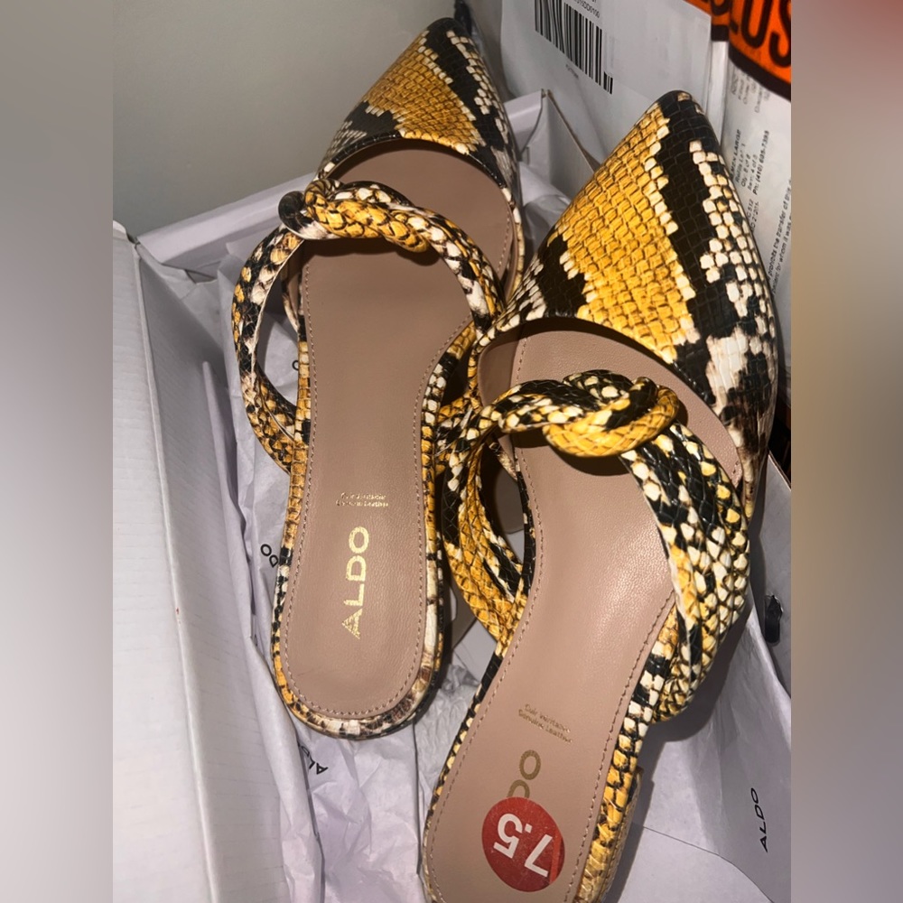 Also Flat sandals